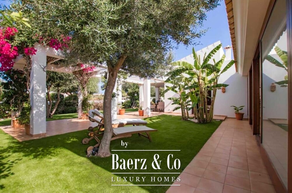 VILLA WITH INTERIOR SWIMMING POOL IN SON BLANC image