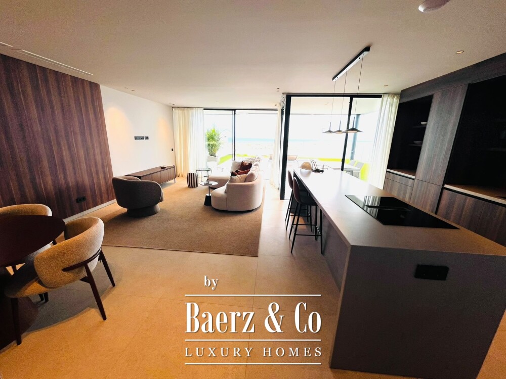 Penthouse with private pool & ocean views image