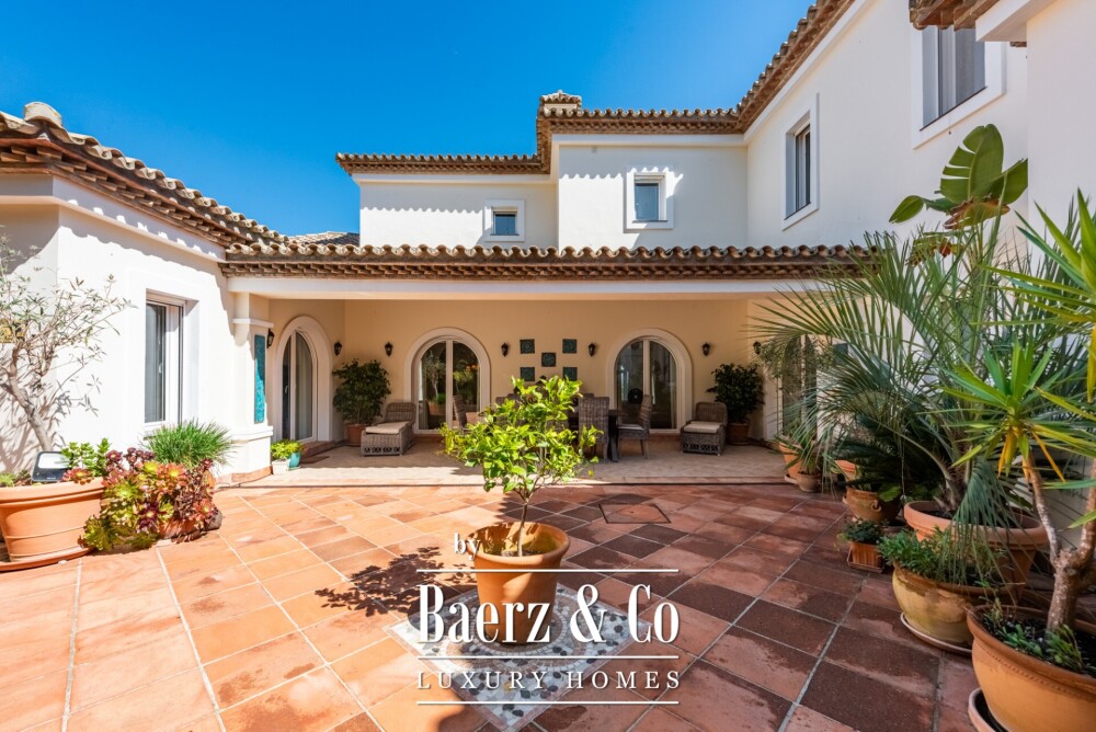 Beautiful luxury home in Sotogrande, Sotogrande Alto - Zona G image