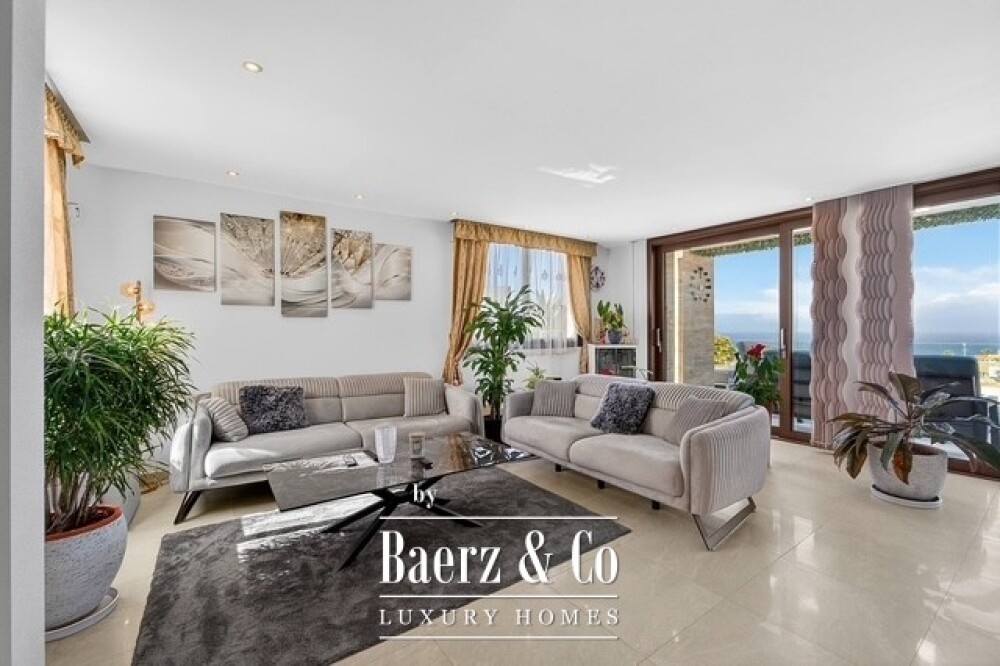 Exclusive Iuxury semi-detached villa with panoramic sea views image