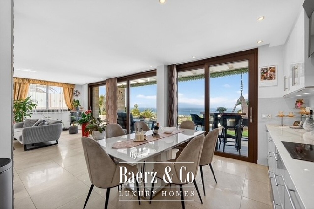 Exclusive Iuxury semi-detached villa with panoramic sea views image