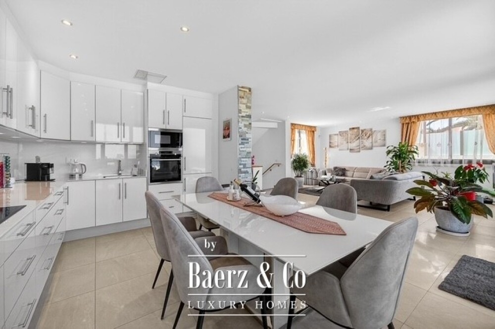 Exclusive Iuxury semi-detached villa with panoramic sea views image