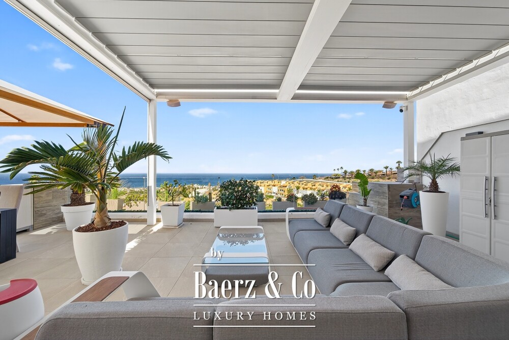 Exclusive Iuxury semi-detached villa with panoramic sea views image