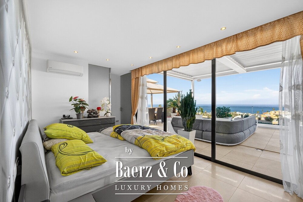 Exclusive Iuxury semi-detached villa with panoramic sea views image