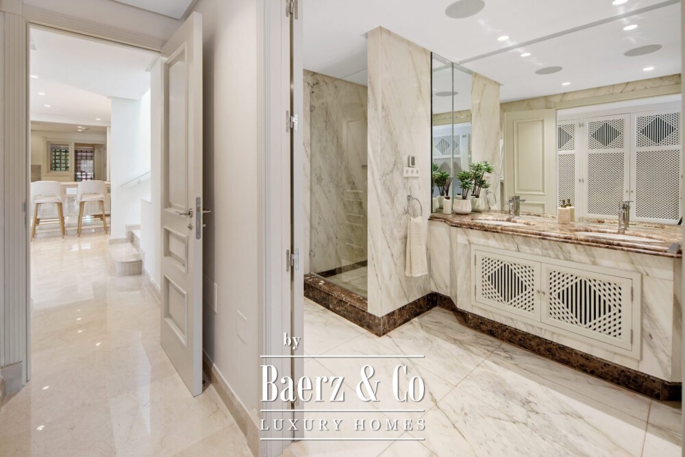 Penthouse - Marbella East - Ref: 8717 image