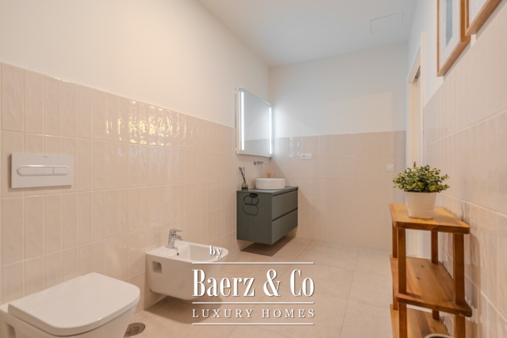 Spacious 5-bedroom villa in Roque del Conde, Tenerife image