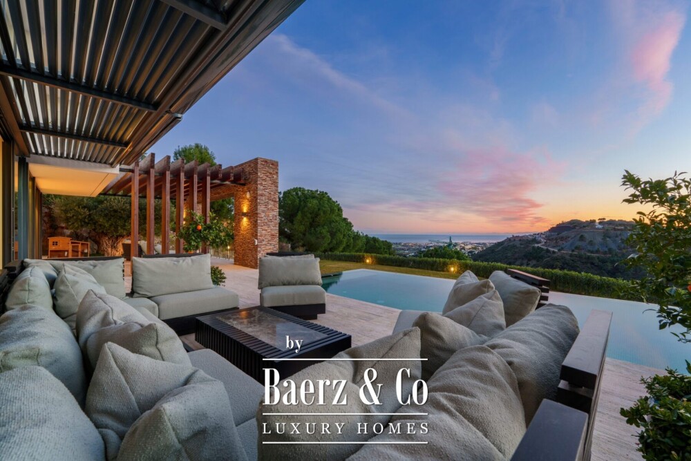 Villa - El Madroñal - Benahavis - Ref: 8725 image