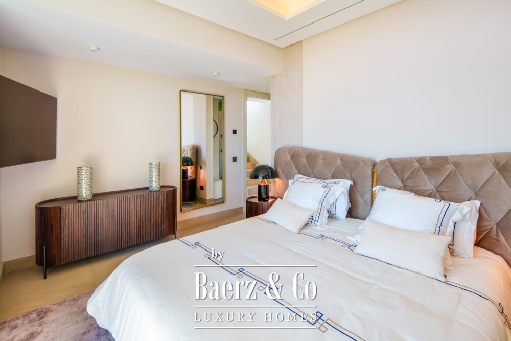 Villa - Nueva Andalucia - Marbella - Ref: 8728 image