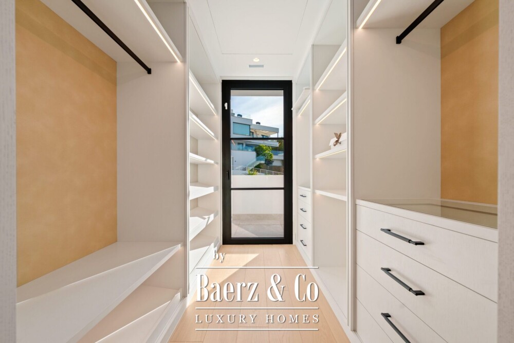 Villa - La Quinta - Benahavis - Ref: 8729 image