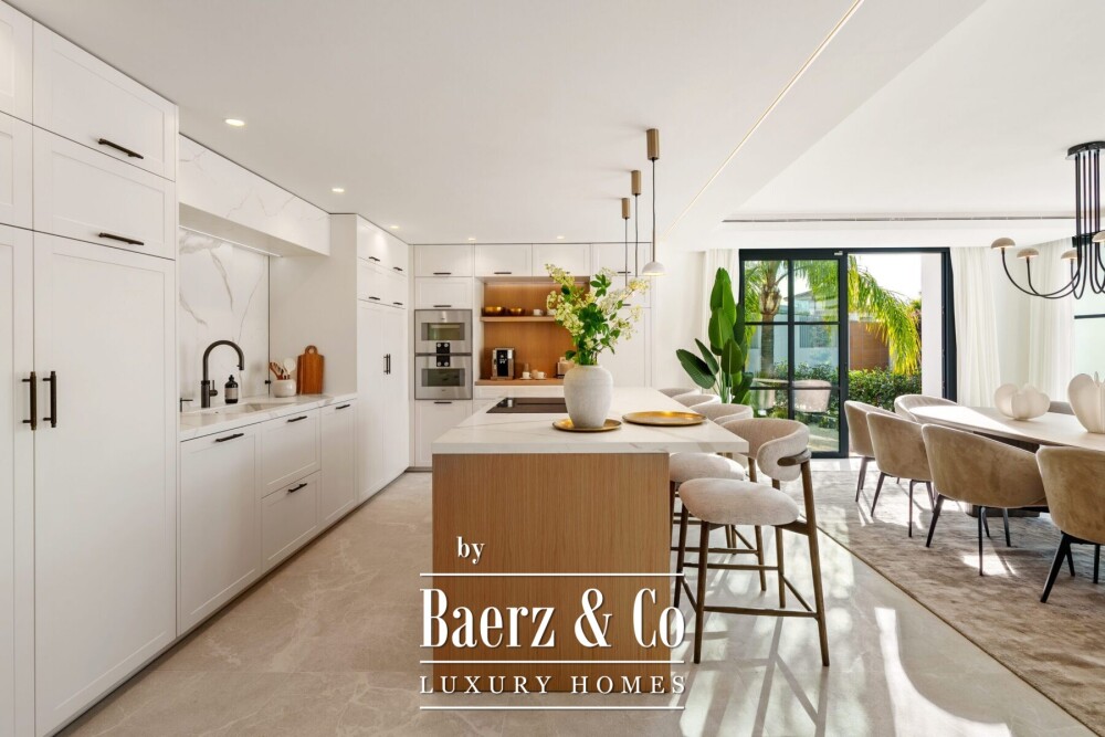 Villa - La Quinta - Benahavis - Ref: 8729 image