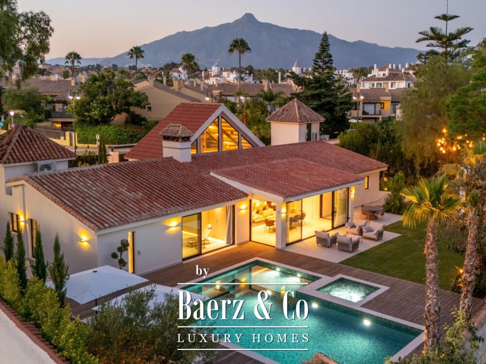 Villa - Puerto Banus - Marbella - Ref: 8730 image