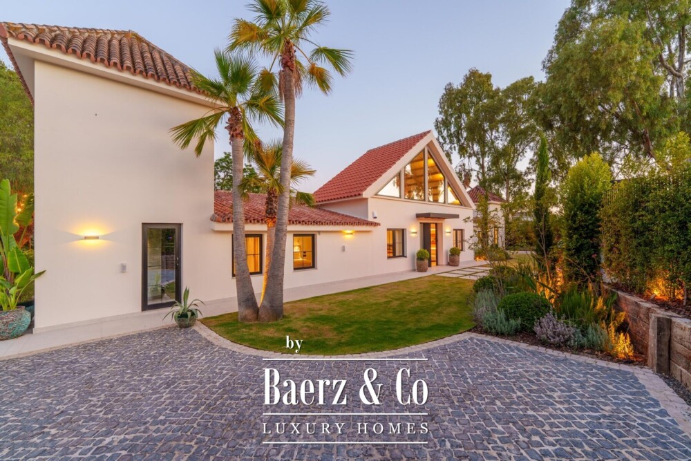 Villa - Puerto Banus - Marbella - Ref: 8730 image