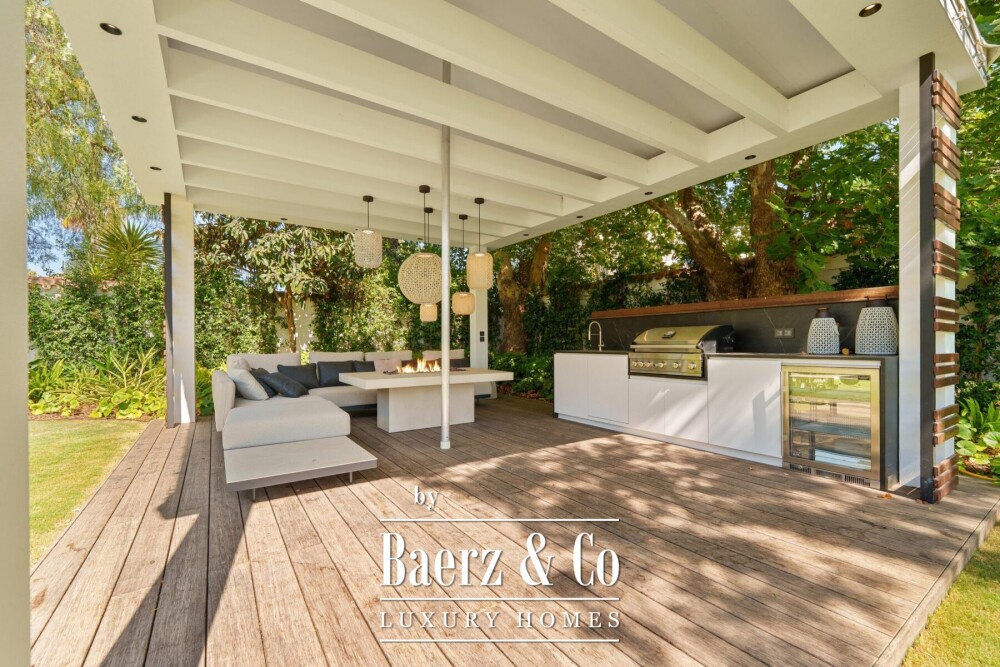 Villa - Puerto Banus - Marbella - Ref: 8730 image