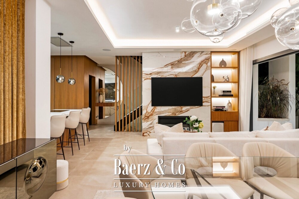 Villa - Sierra Blanca - Golden Mile - Marbella - Ref: 8733 image