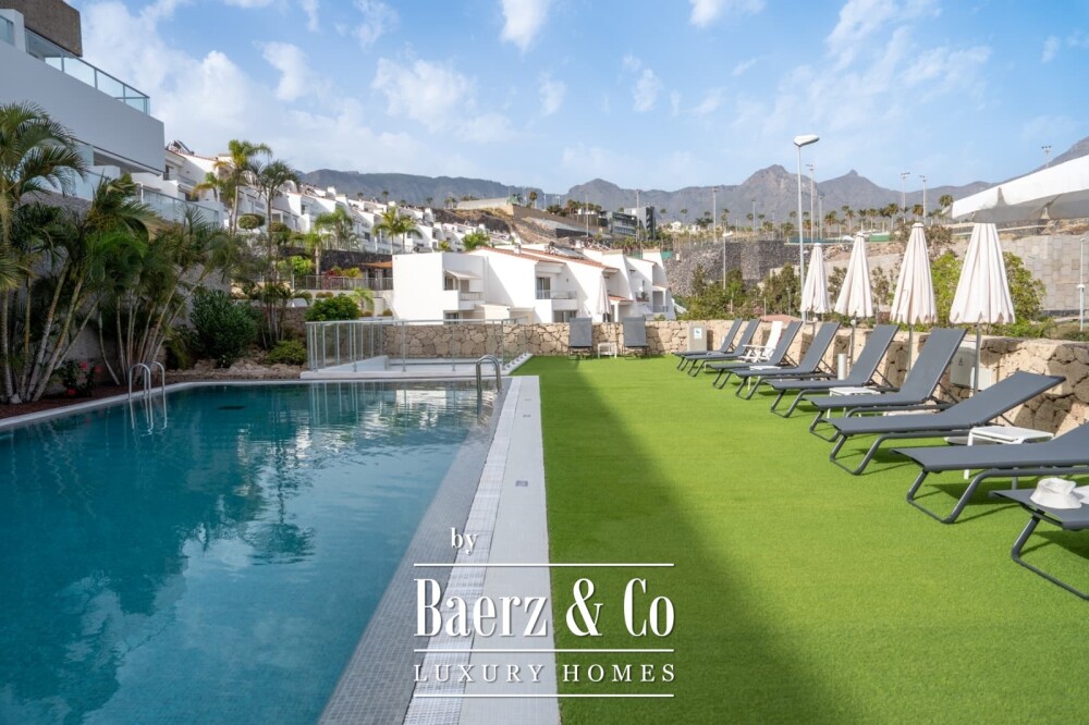 Luxury penthouse duplex in La Caleta, Tenerife image