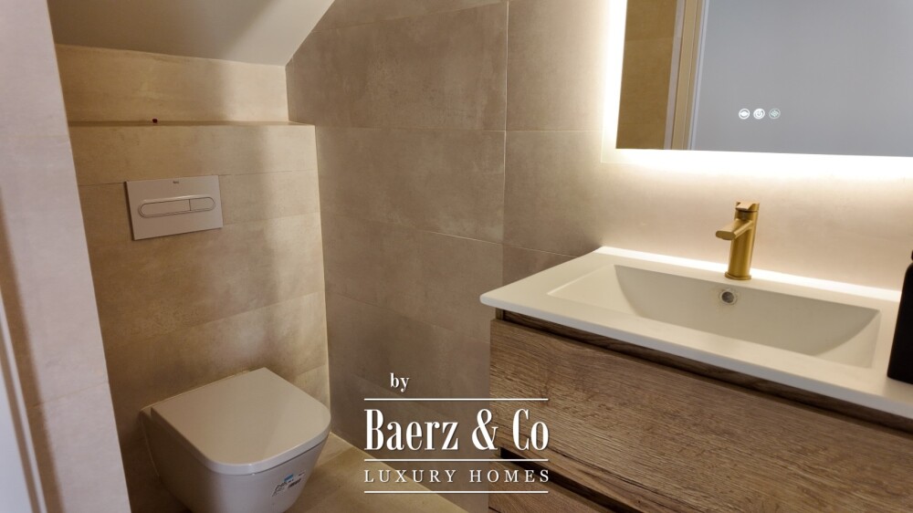 Beautiful luxury home in Albir image