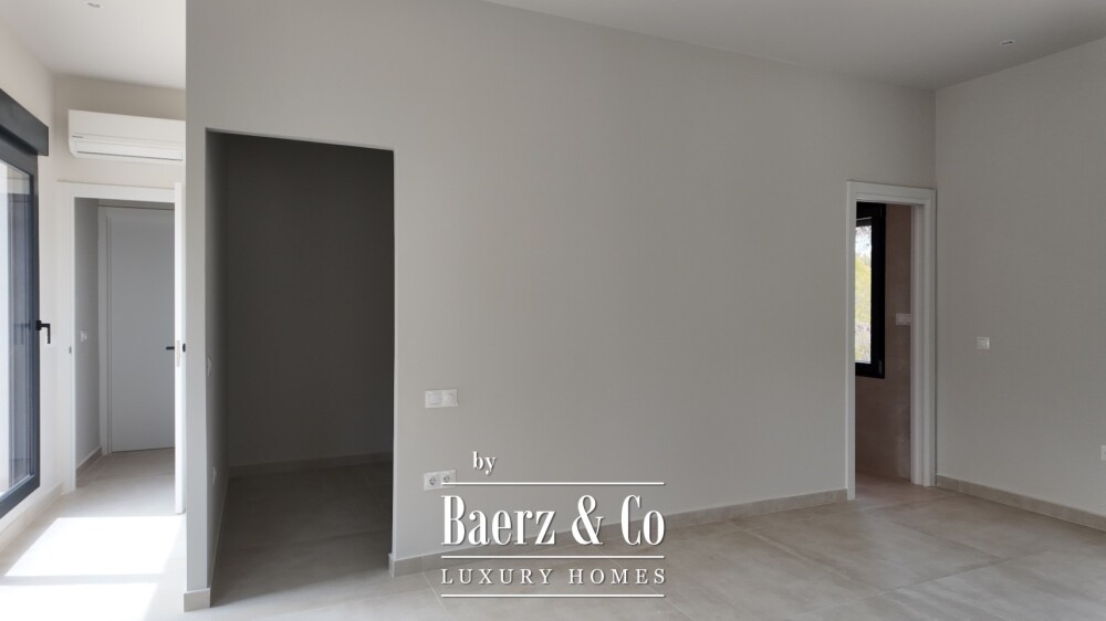 Beautiful luxury home in Albir image