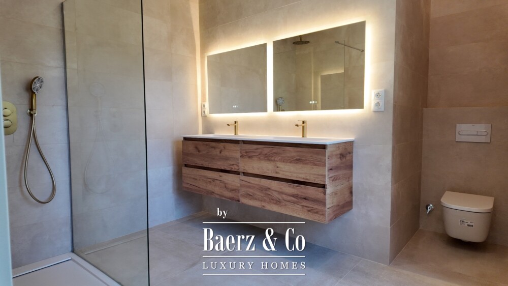 Beautiful luxury home in Albir image