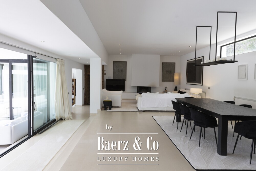 Beautiful villa next so Santa Gertrudis image