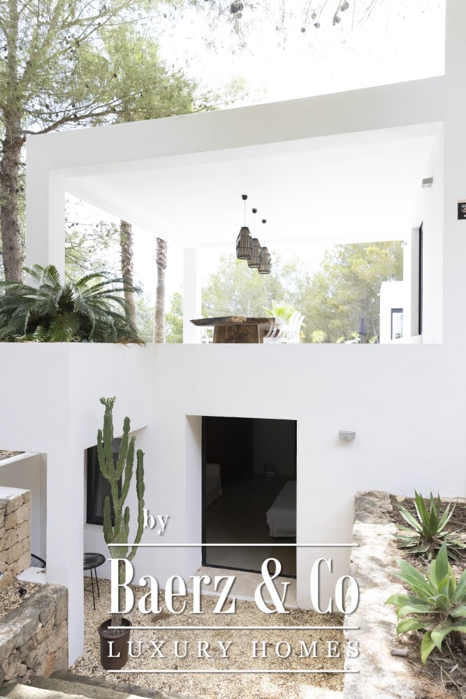 Beautiful villa next so Santa Gertrudis image