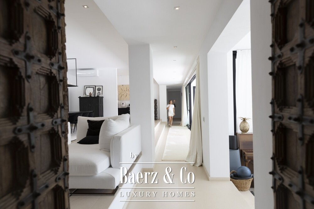 Beautiful villa next so Santa Gertrudis image