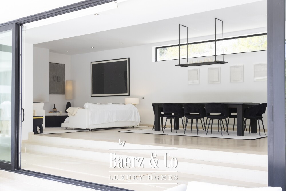 Beautiful villa next so Santa Gertrudis image