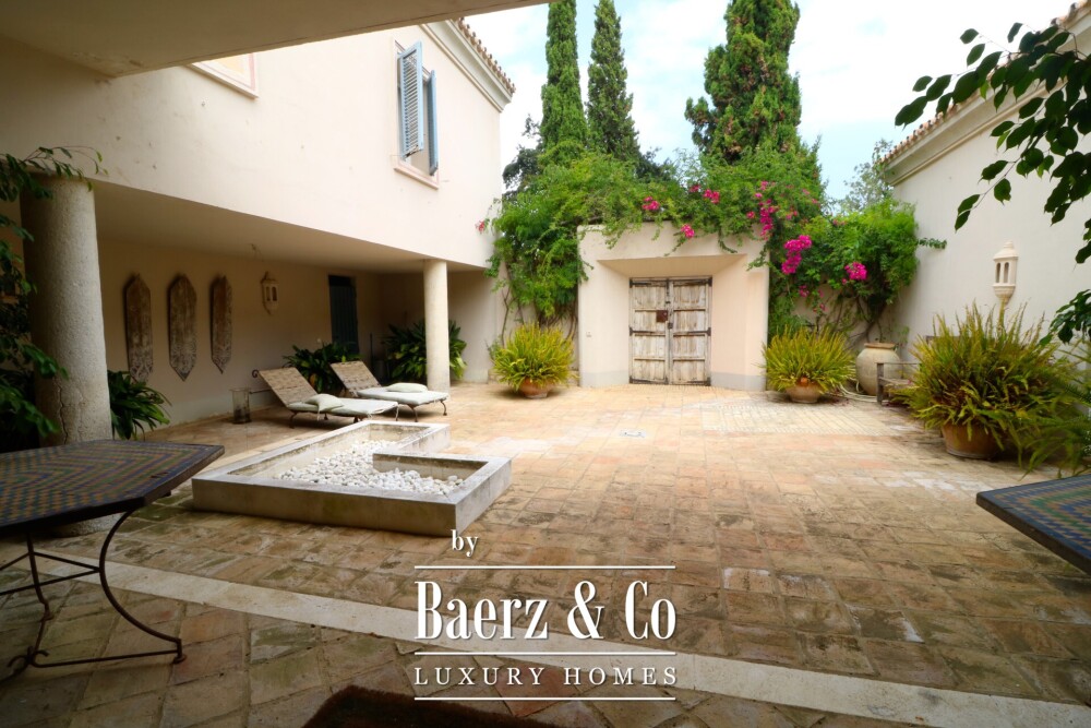 Beautiful luxury home in Sotogrande, Sotogrande Alto - Los Altos de Valderrama image
