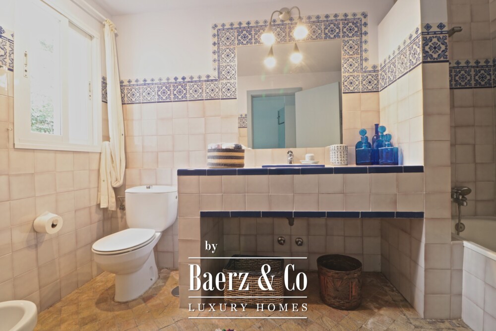 Beautiful luxury home in Sotogrande, Sotogrande Alto - Los Altos de Valderrama image