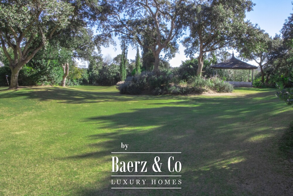 Beautiful luxury home in Sotogrande, Sotogrande Alto - Los Altos de Valderrama image