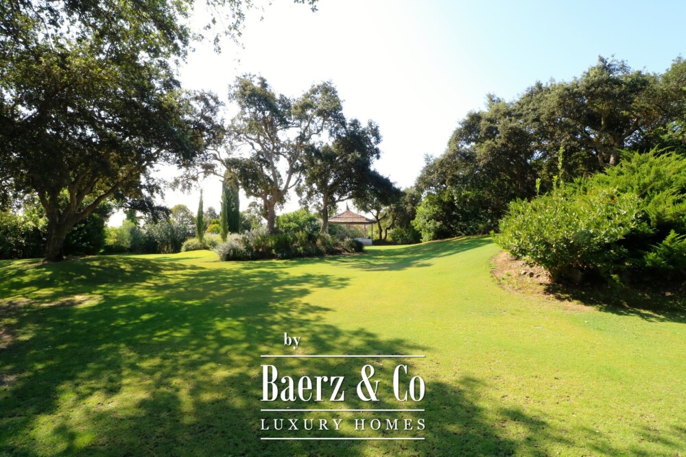 Beautiful luxury home in Sotogrande, Sotogrande Alto - Los Altos de Valderrama image