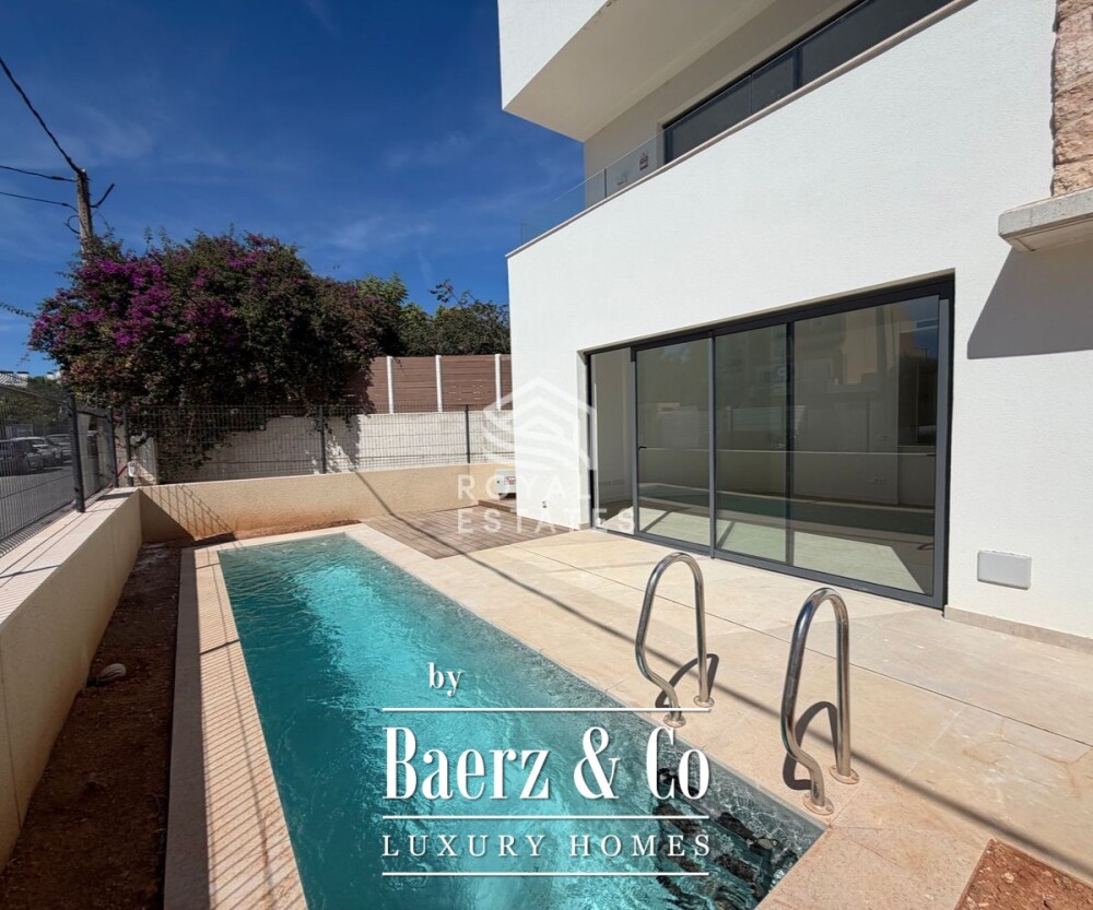 Beautiful luxury home in Jesus image