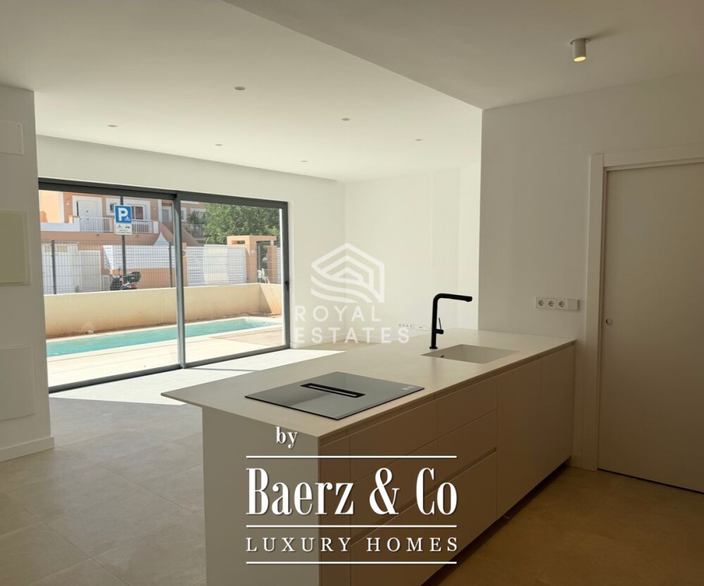 Beautiful luxury home in Jesus image