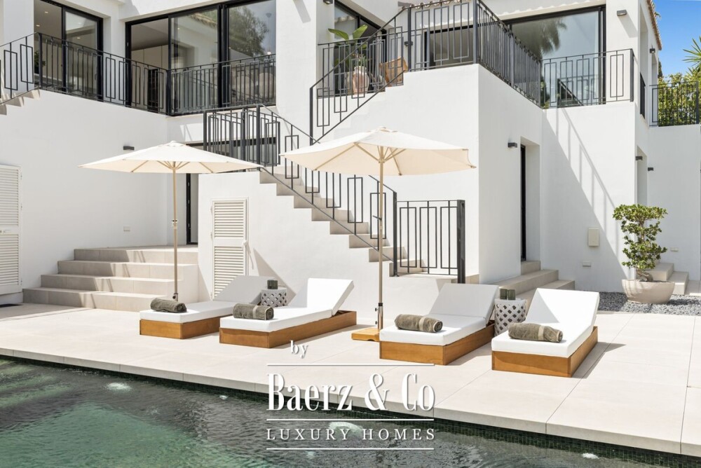 Villa - Nueva Andalucia - Marbella - Ref: 8737 image