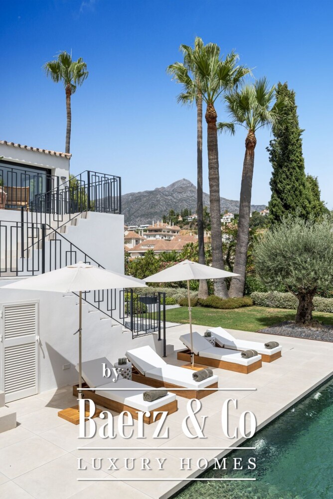 Villa - Nueva Andalucia - Marbella - Ref: 8737 image