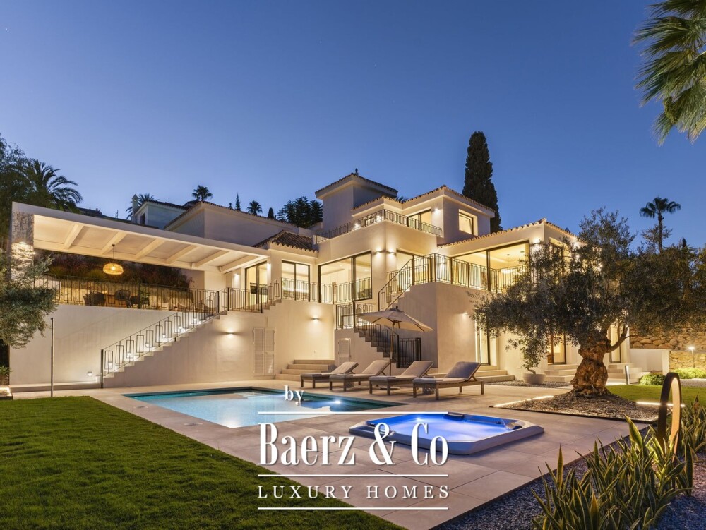 Villa - Nueva Andalucia - Marbella - Ref: 8737 image