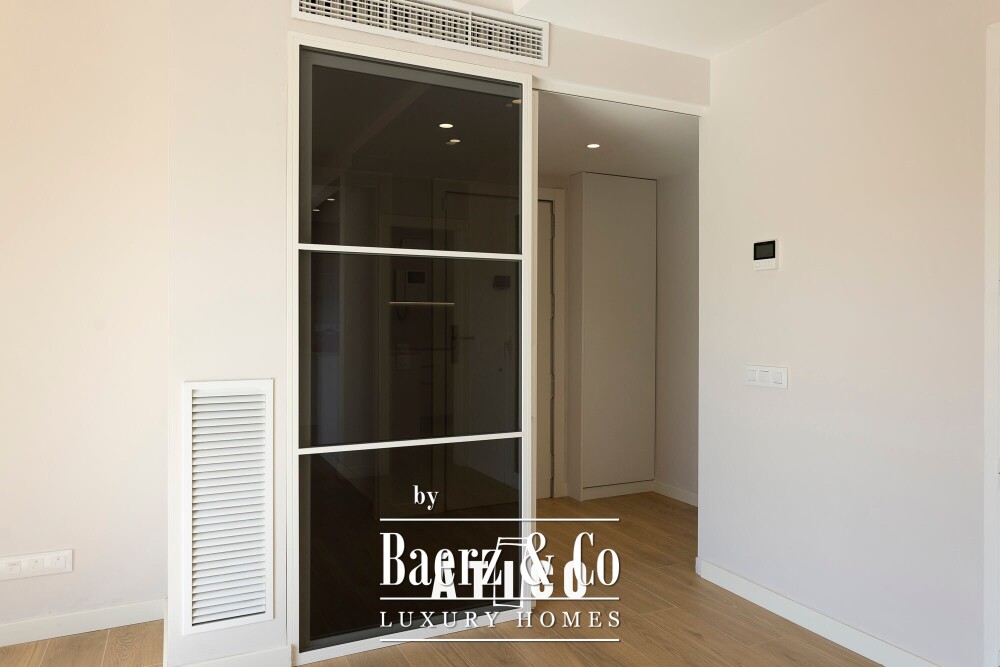 Penthouse for sale in Guinardó image