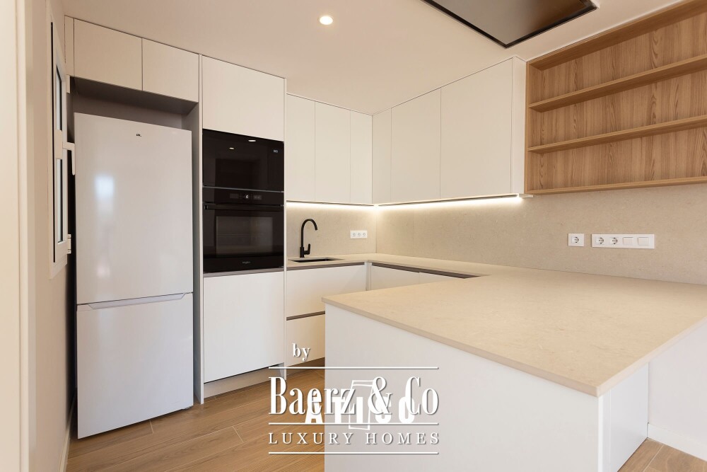 Penthouse for sale in Guinardó image