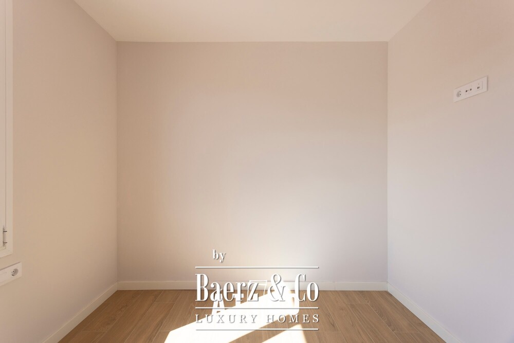 Penthouse for sale in Guinardó image