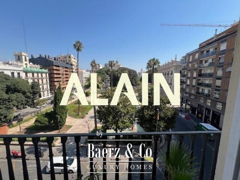 Beautiful luxury home in Valencia, Sant Francesc image