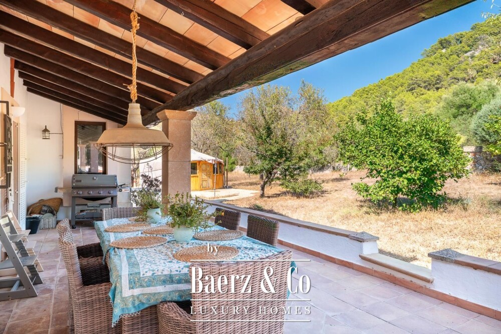 Finca with Mediterranean Character and Pool in S’Arracó image