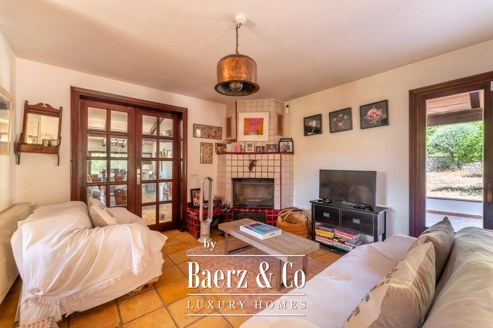 Finca with Mediterranean Character and Pool in S’Arracó image