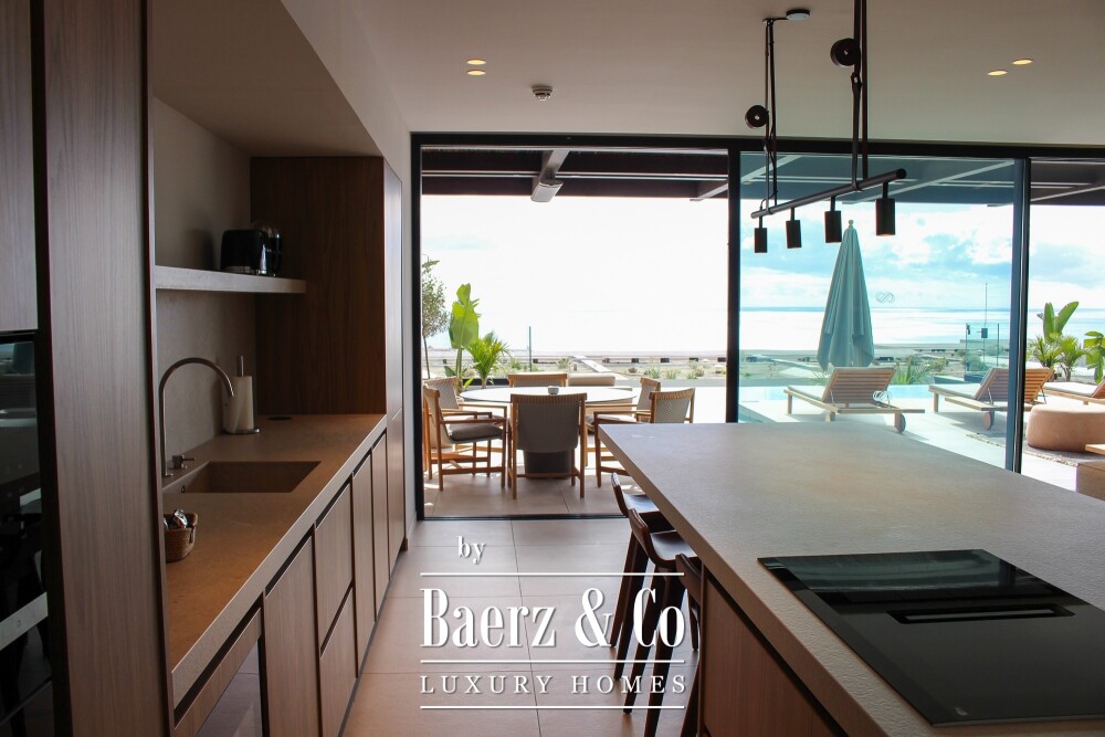 Exclusive 2-bedroom villa in a 5* complex Costa Adeje image
