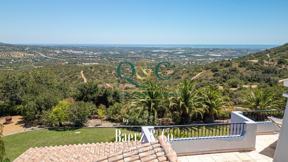 Beautiful luxury home in Santa Bárbara de Nexe, Santa Bárbara de Nexe image