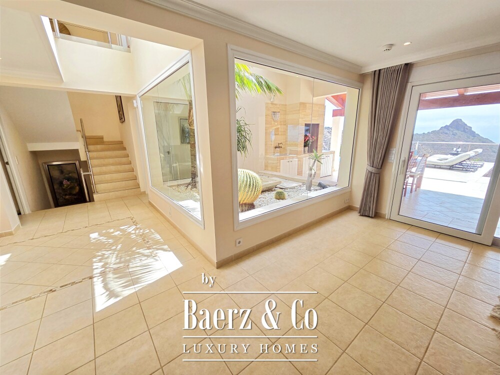 Exclusive villa situated in prestigious residential area Tenerife image