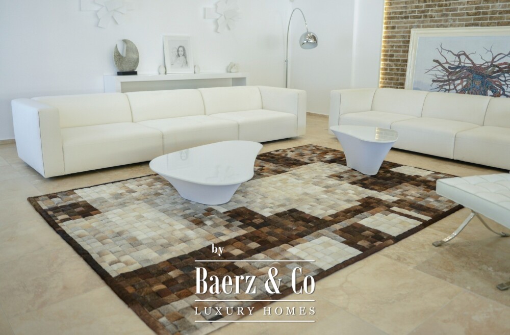 Luxury Three-Bedroom Apartment with Garage in Budva Center image
