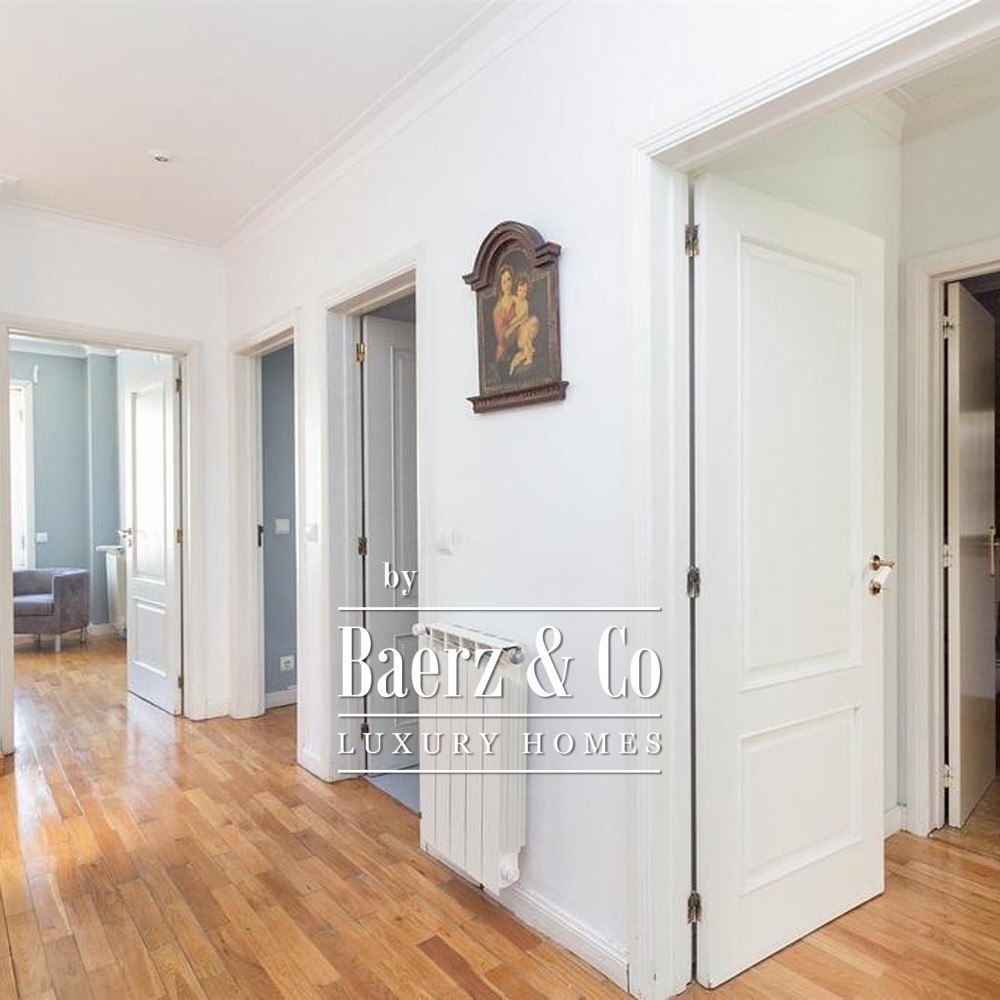 5-bedroom Villa in Porto image