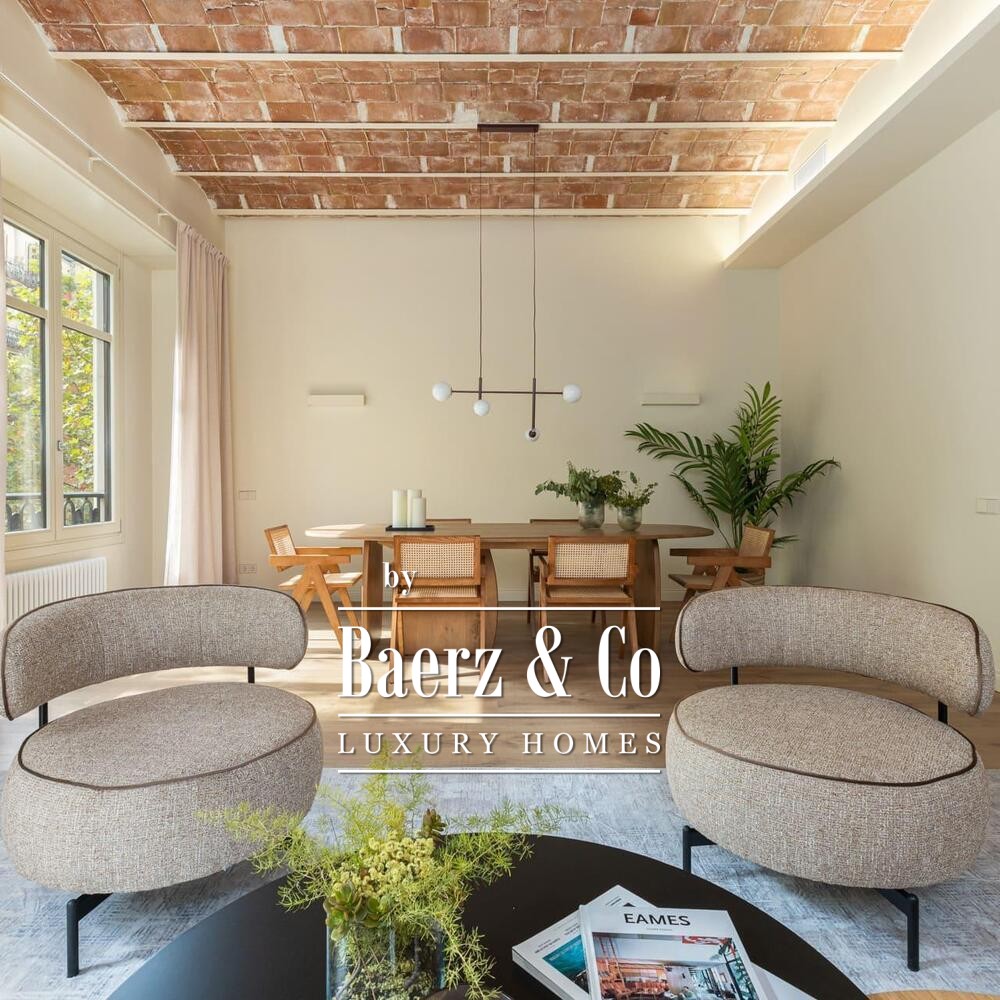 EXCLUSIVE RENOVATED RESIDENCE IN THE QUADRAT D OR · €1,790,000 image