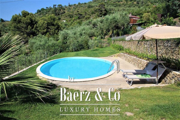 photo 10 Villa for sale 197 m²