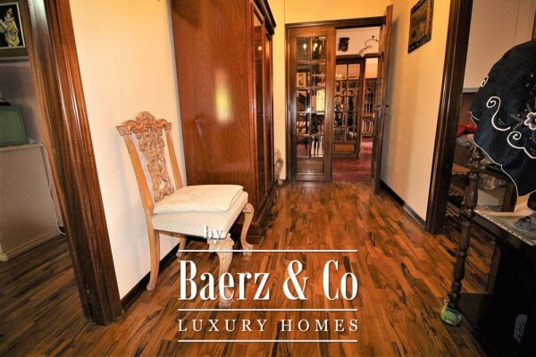 photo 46 Villa for sale 350 m²