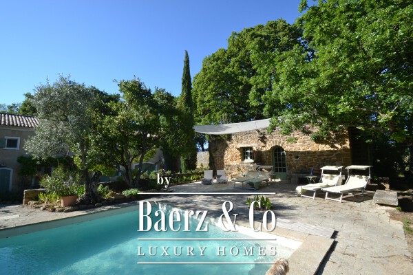 photo 12 Historic manor house overlooking Mont Ventoux